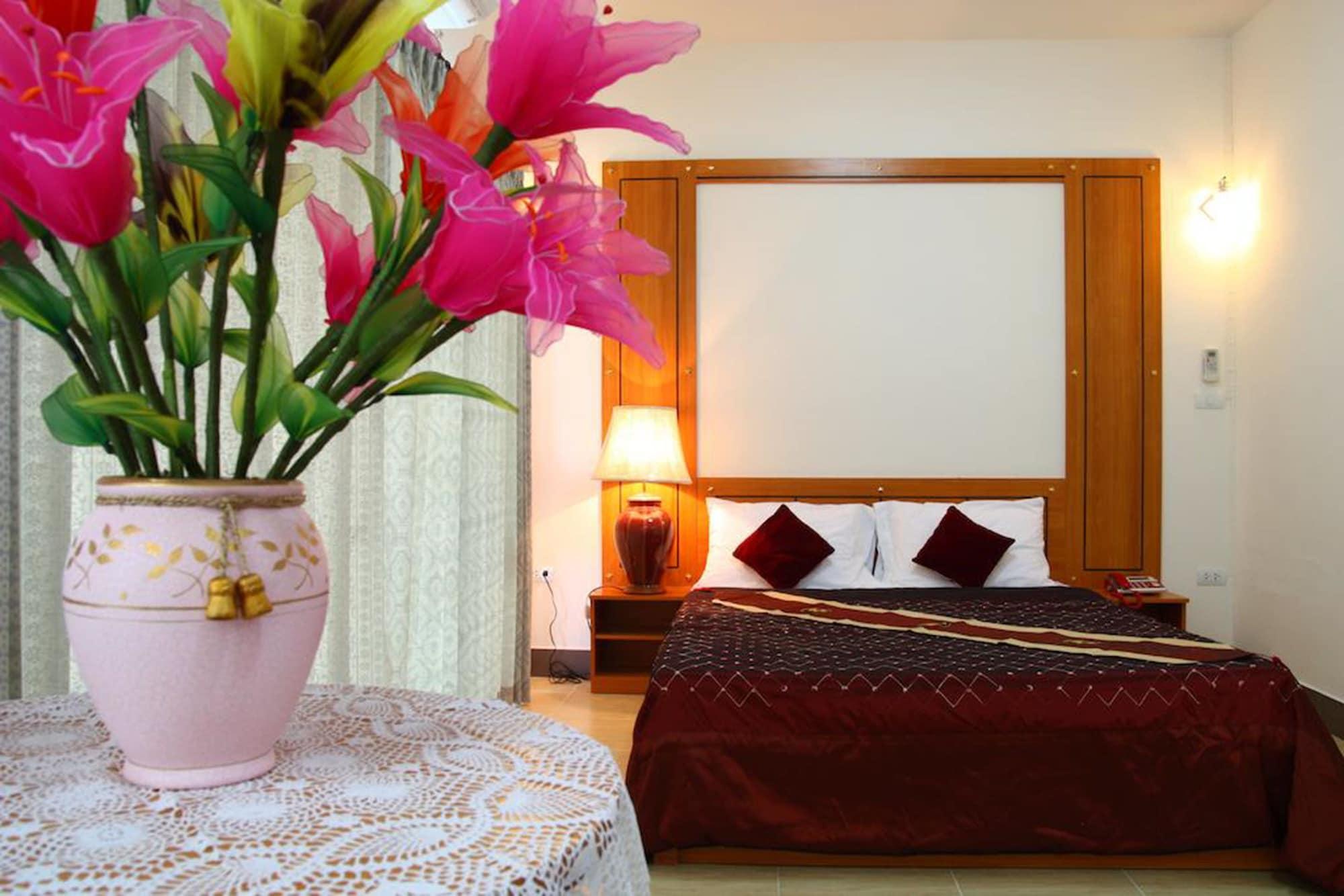 Choktawee Residence And Mansion Chiang Mai Exterior foto